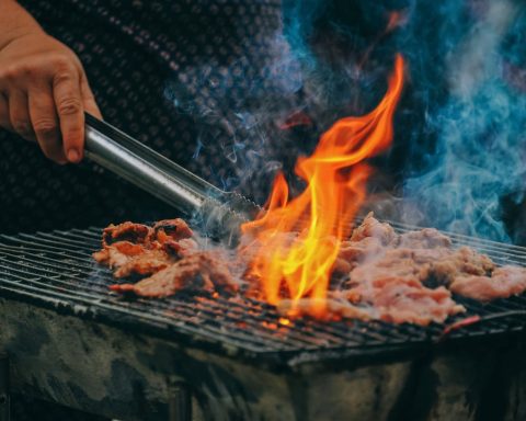 Veilig barbecueën in eigen tuin: zo doe je dat!